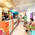 ホステル Ostello Bello Bologna ボローニャ