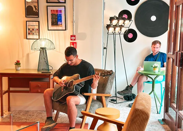 بيت شباب Ostello Bello Bologna *